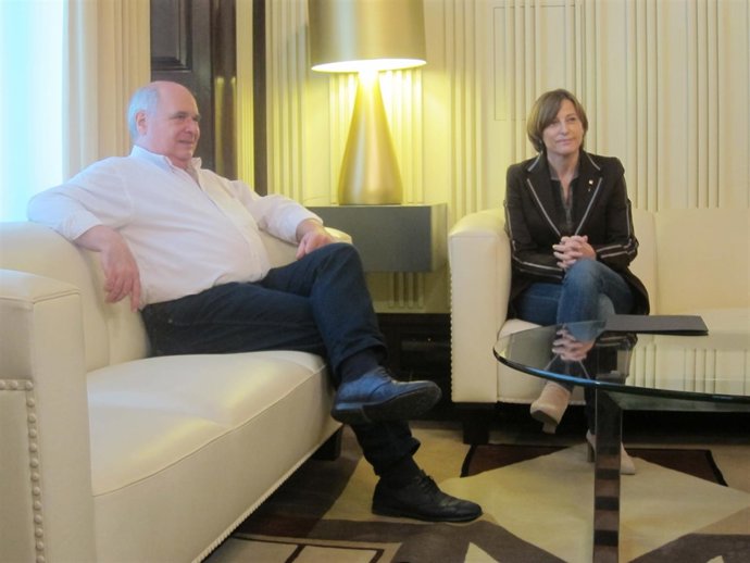 La presidenta del Parlament, Carme Forcadell, se reúne con Lluís Rabell