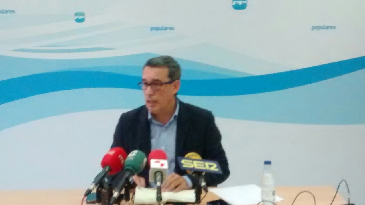 Antolín Sanz durante la rueda de prensa