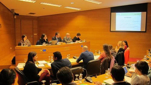 Oltra en su comparecencia en las Corts