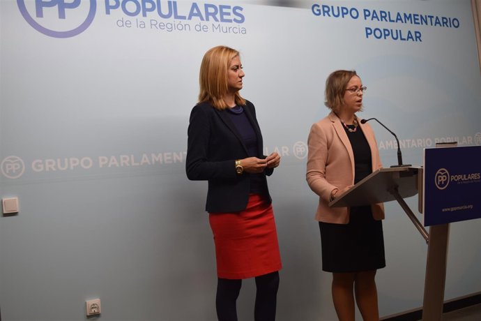 Inmaculada González y Patrica Fernández