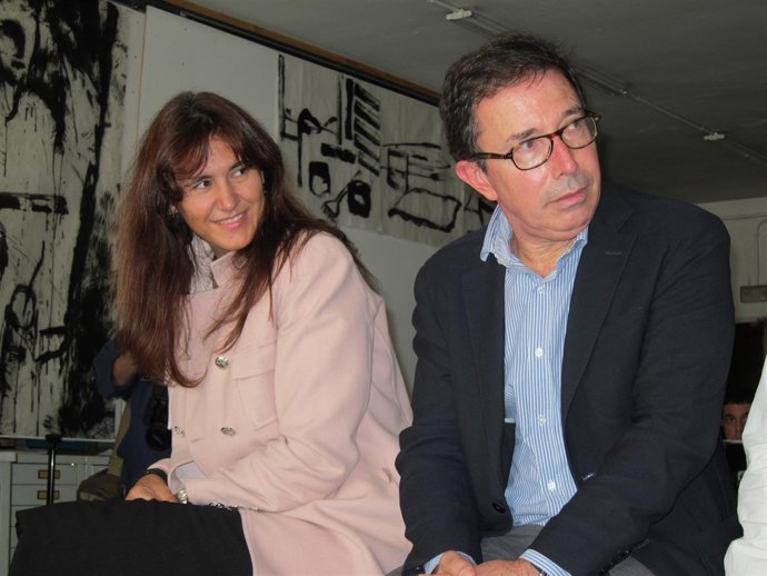 La dtora.De la ILC L.Borràs y el dtor.Del IRL À.Susanna