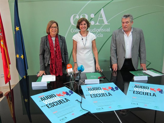 Adelaida de la Calle, Emelina Fernández y Ernesto Gómez