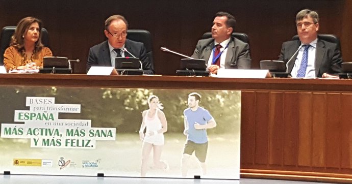 Miguel Cardenal en el Simposio de Vida Activa y Saludable