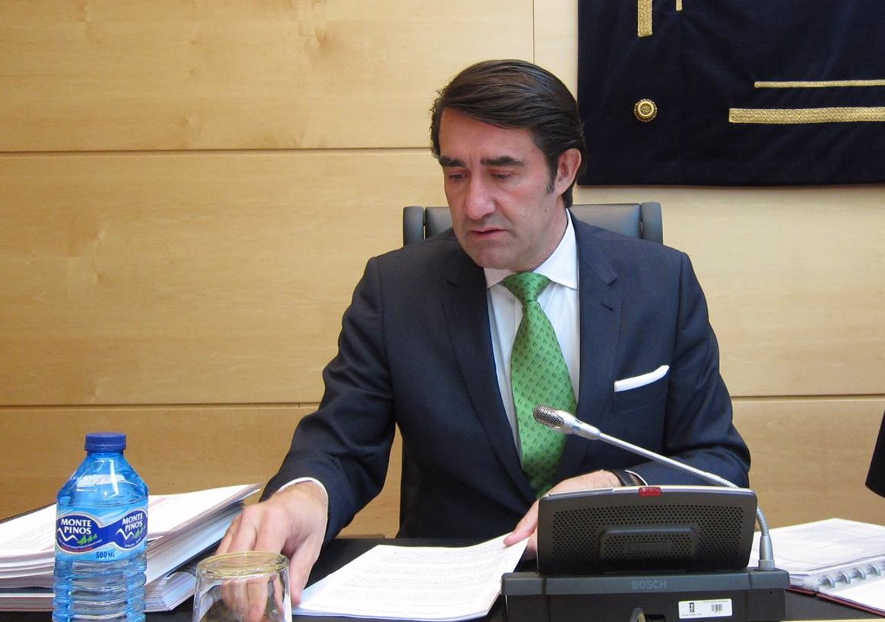 Suárez-Quiñones presenta los presupuestos de Fomento para 2016