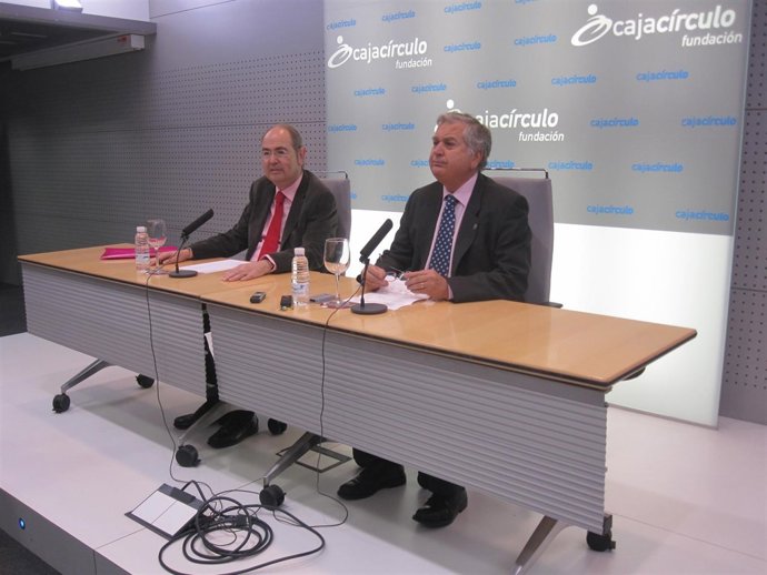 Fernán González (i) Luis Conde (d)