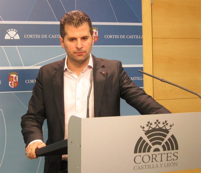 Luis Tudanca en las Cortes