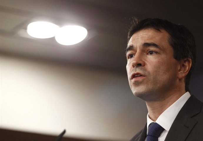 El portavoz de UPyD, Andrés Herzog, tras reunirse con Rajoy en Moncloa