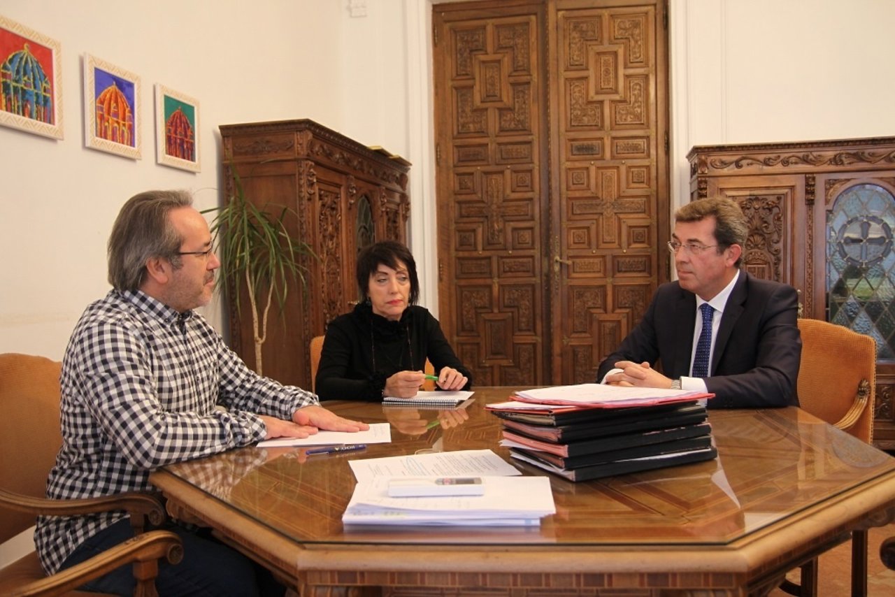 Reunión del alcalde de Zamora con la Cofradía