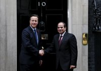 Cameron defiende ante Al Sisi la suspensión de los vuelos al Sinaí