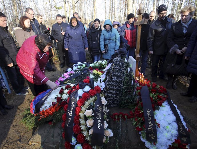 Funeral de la primera víctima de la tragedia del avión ruso en el Sinaí