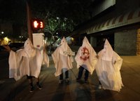 Anonymous desvela detalles de cerca de mil simpatizantes del Ku Klux Klan