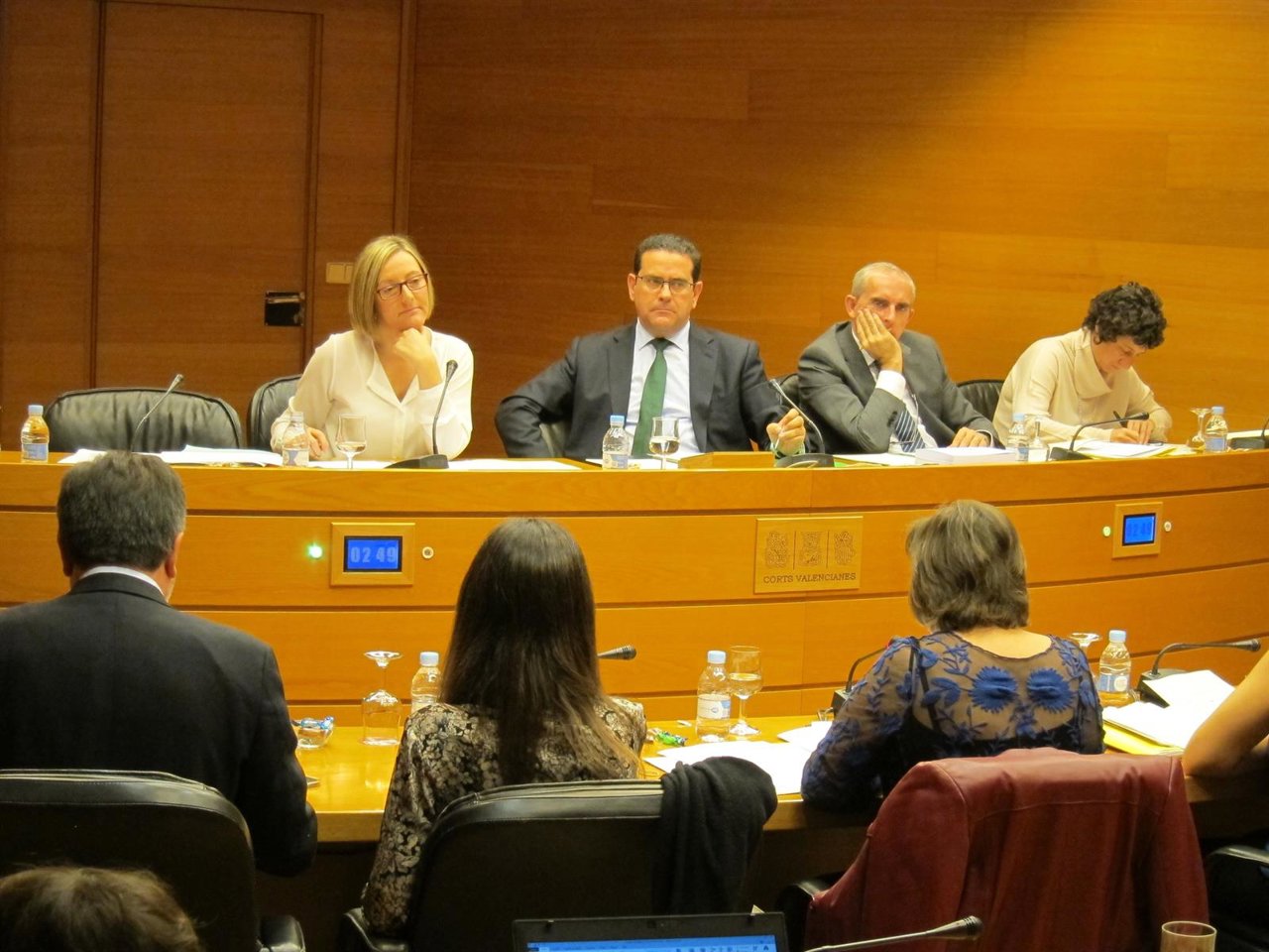 La consellera María José Salvador en las Corts