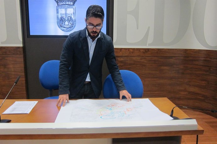 Gerardo Antuña durante la rueda de prensa