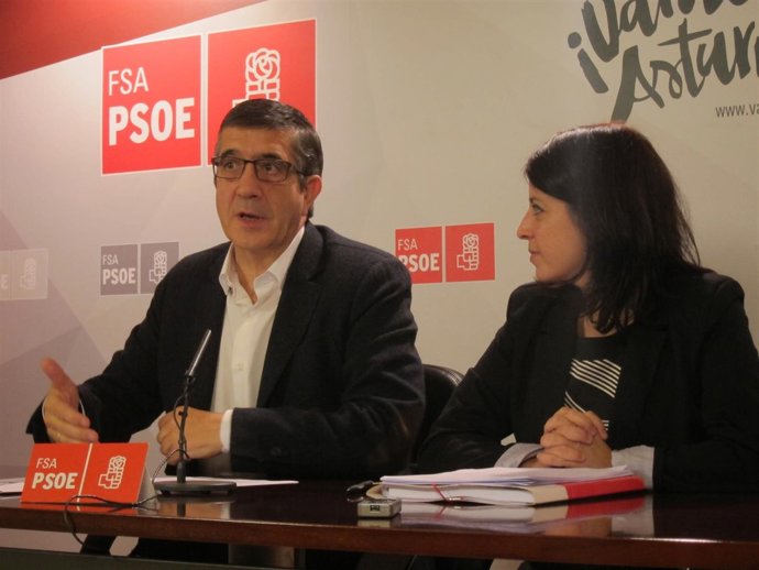 Patxi López y Adriana Lastra.