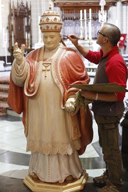 Llegada de las tallas al templo