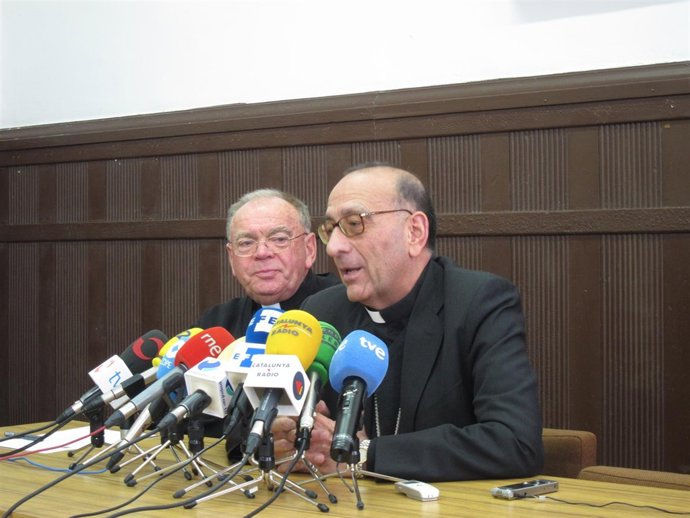 Juan José Omella, durante la rueda de prensa