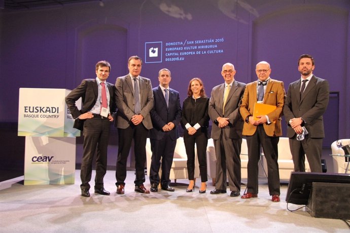 Cumbre de agencias de viajes.