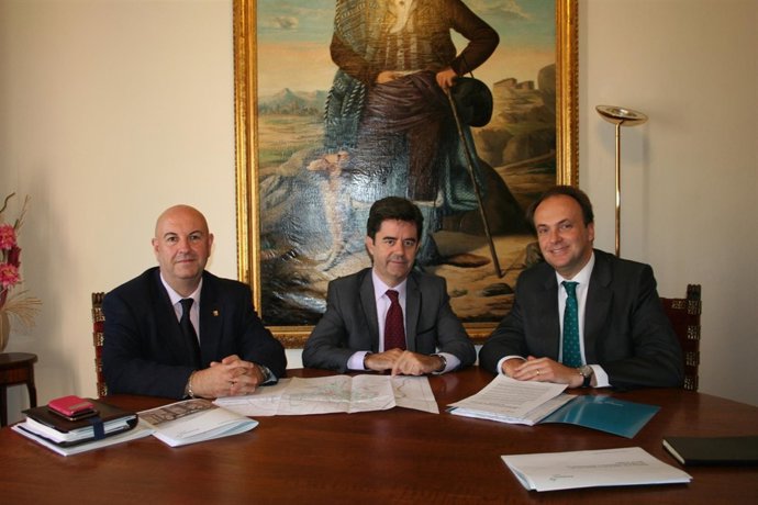 Responsables de Redexis se reúnen con Luis Felipe