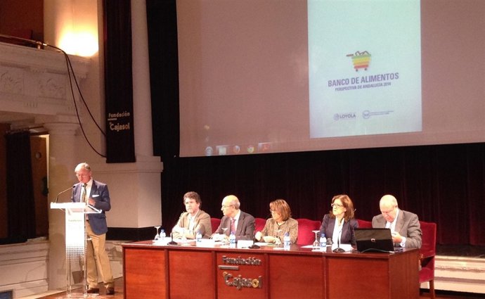 Presentación del informe de Bancos de Alimentos realizada en Sevilla