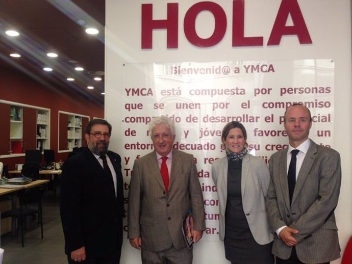 Reunión de el Justicia con representantes de YMCA.