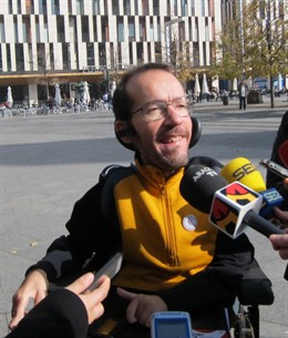 El secretario general de Podemos-Aragón, Pablo Echenique.