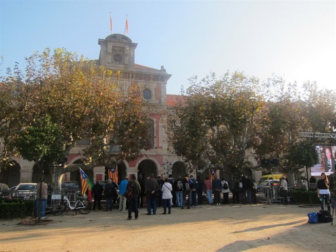 Seguimiento del pleno de la resolución JxSí-CUP ante el Parlament