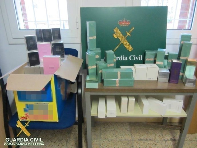 Intervienen en Lleida perfumes y ropa de contrabando valorados en 10.000 euros