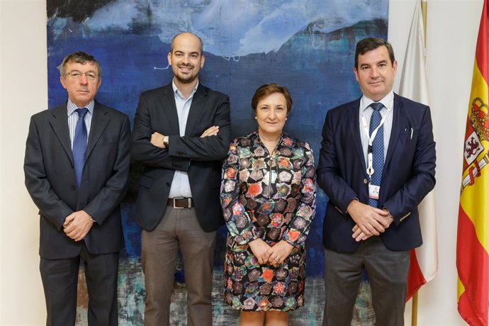 Real recibe al Premio Nacional MIR