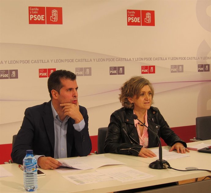 Luis Tudanca y  María Luisa Carcedo