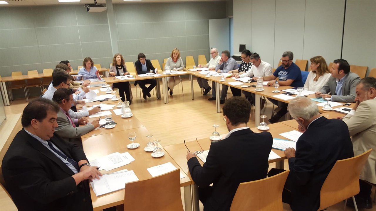 Reunión de la Comisión de Comercio sobre festivos