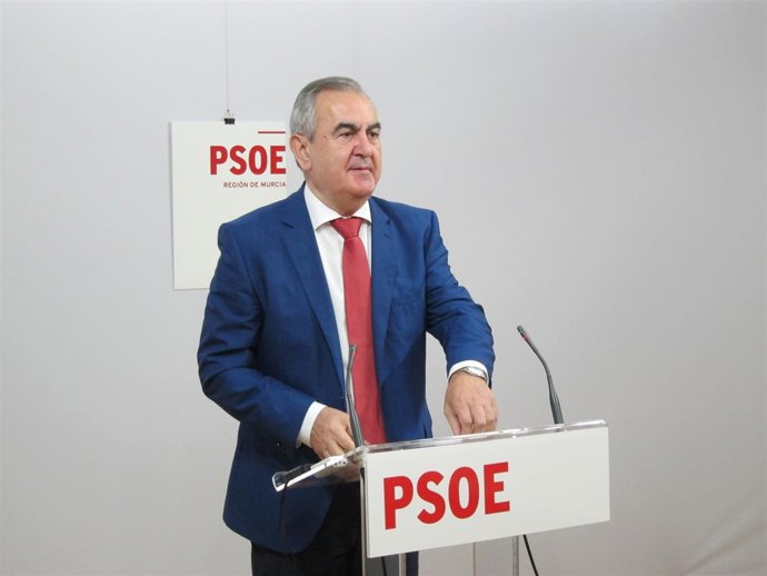 Rafael González Tovar en rueda de prensa