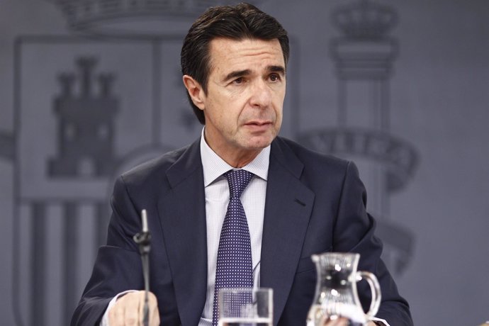 José Manuel Soria tras el Consejo de Ministros