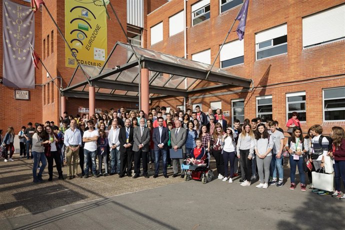 Actos del 25 aniversario del IES Valentín Turienzo 