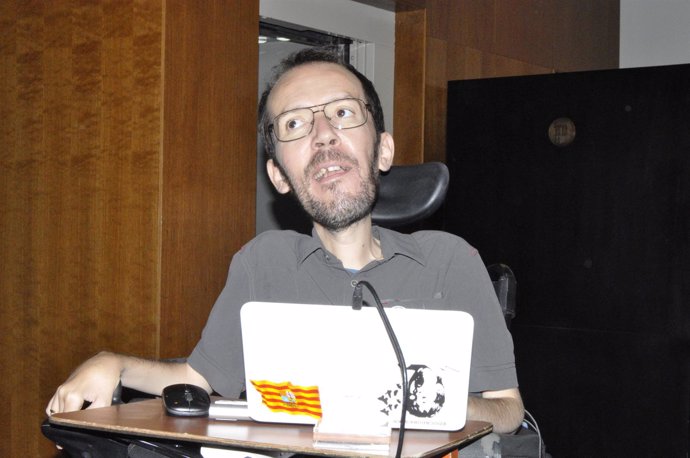 El secretario general de Podemos Aragón, Pablo Echenique 