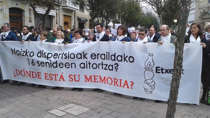 Concentración de Etxerat