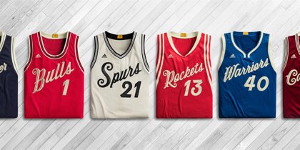 Bball_XmasJersey_PR_Laydown_H