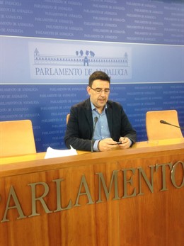 Mario Jiménez este martes en rueda de prensa