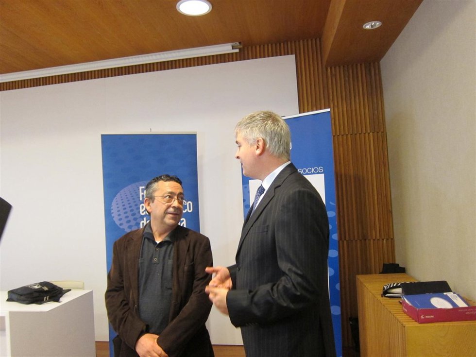 Presentación del informe sobre el lácteo del Foro económico de Galicia