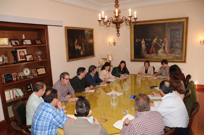Reunión Diputación de Cáceres con DOP e IGP