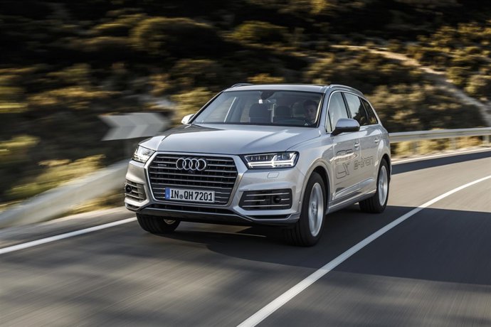 Audi Q7 e-tron quattro