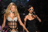 ¿Por qué Rihanna ha cancelado su actuación con Victoria's Secret?