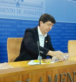 Juan Marín, hoy ante los medios