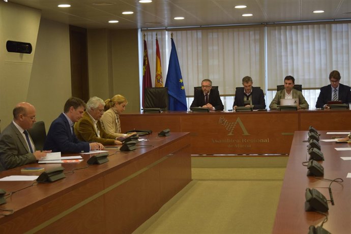 COMISIÓN DE INVESTIGACIÓN DE AEROPUERTO