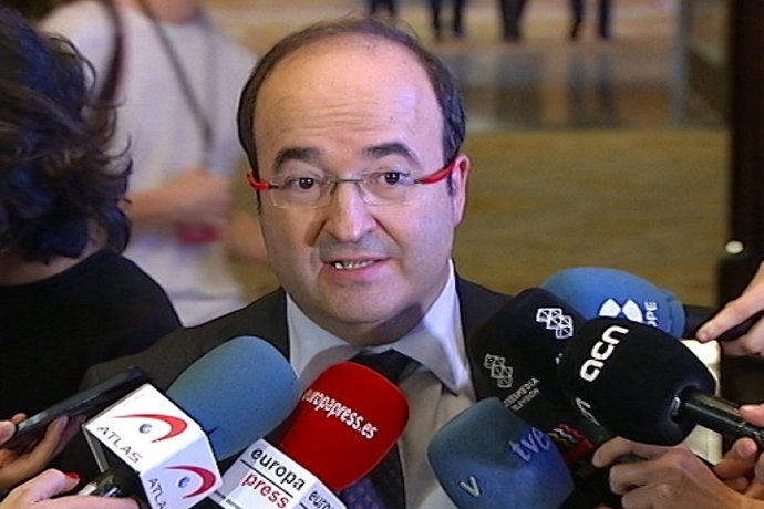 Iceta espera que acaten las decisiones del TC