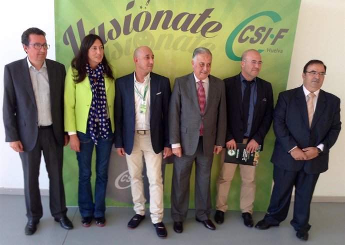 Miembros del PP, en el Congreso del CSIF en Huelva. 
