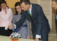 El Rey Felipe VI se confiesa con los niños: "Son días complicados"