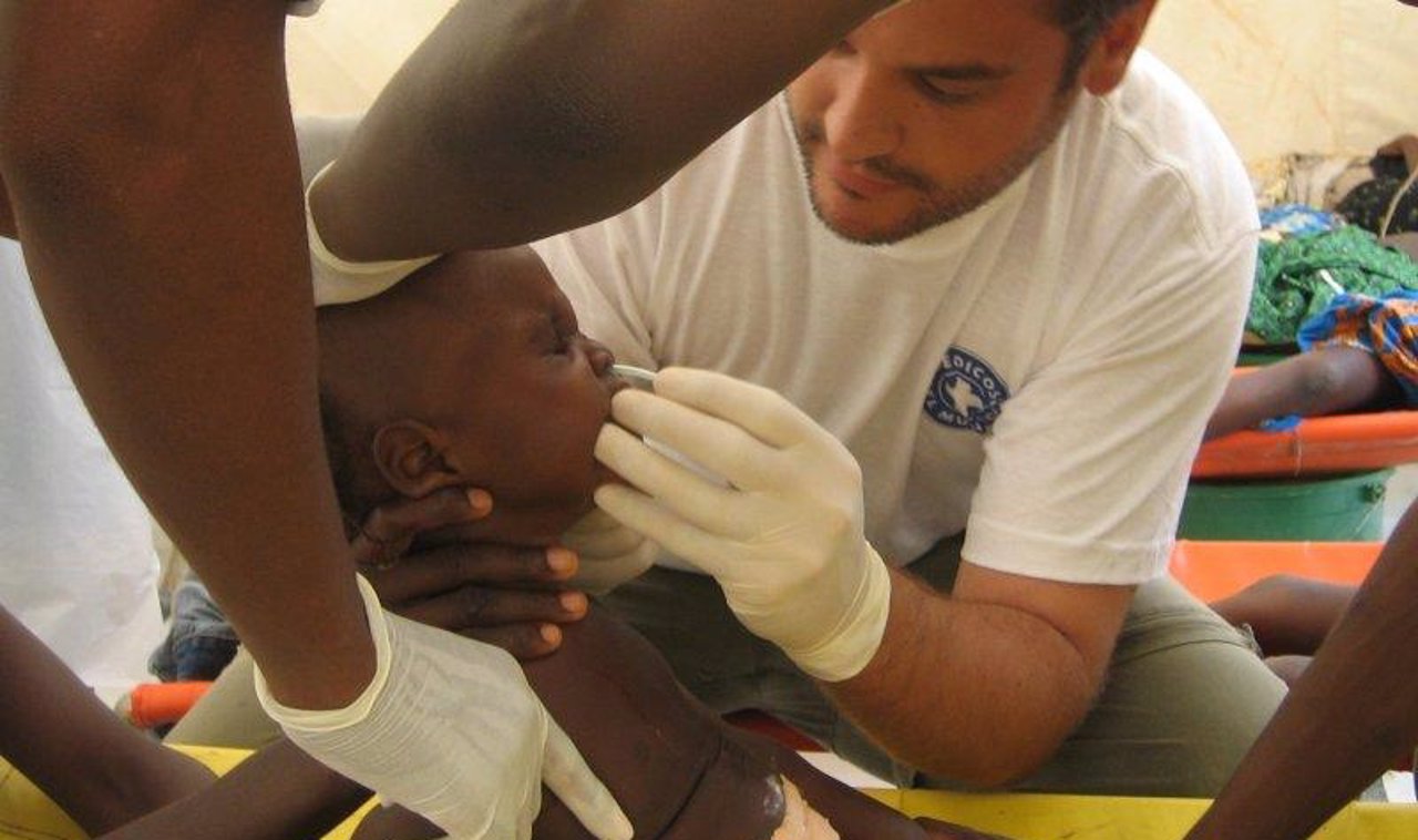 angola colera medicos mundo