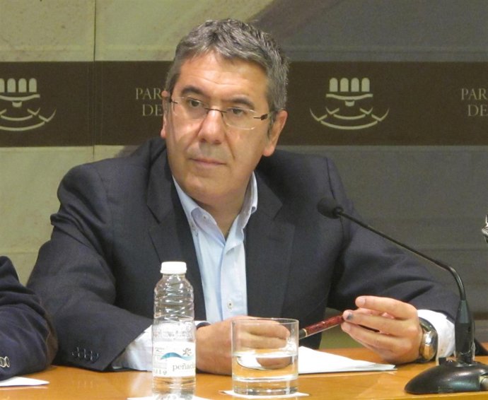 Antonino Burgos comparece