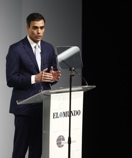 Pedro Sánchez en un foro
