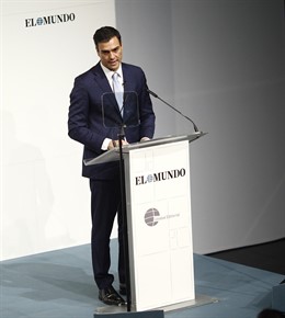 Pedro Sánchez en un foro